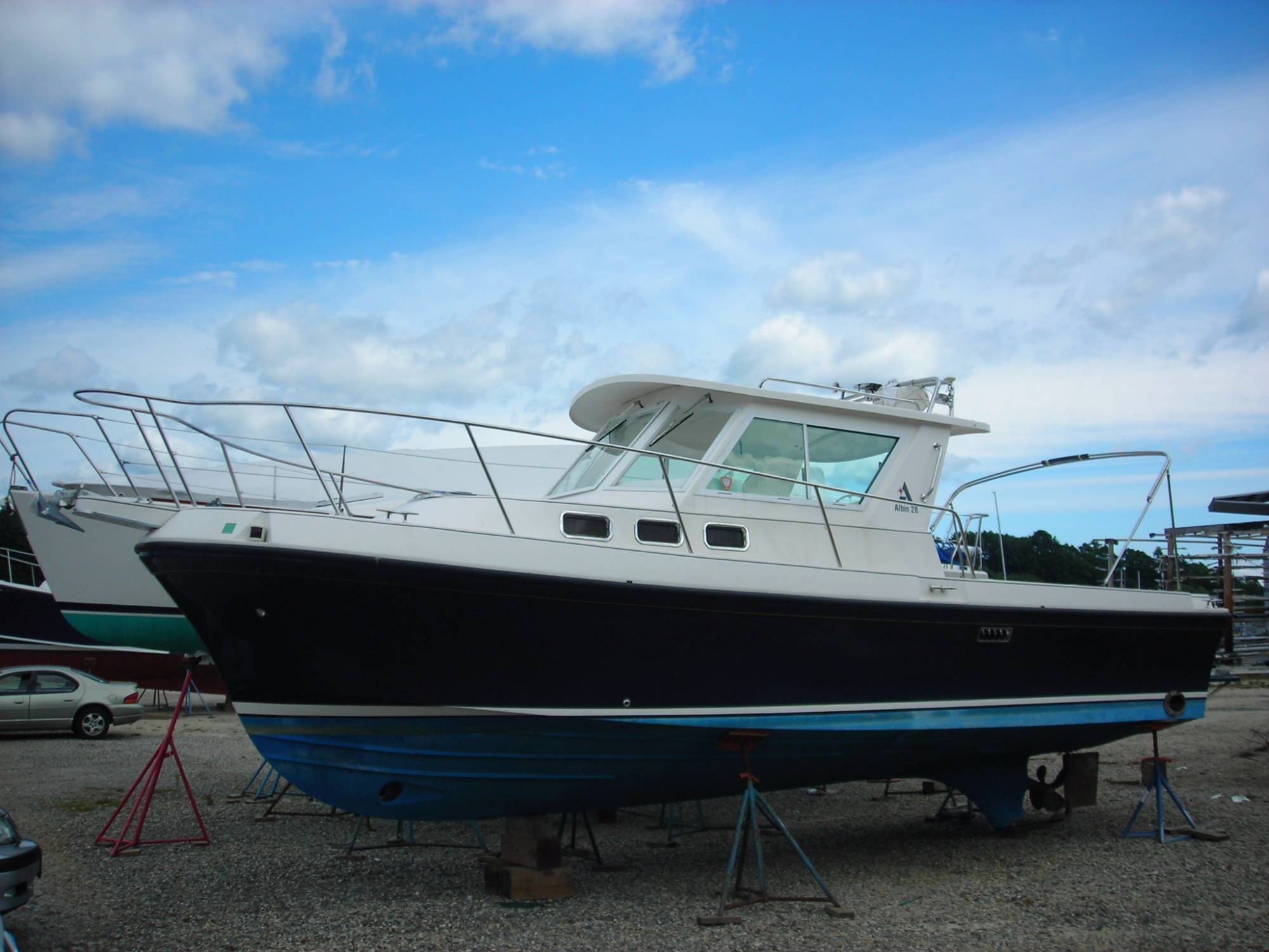 2005 Albin 28 TE Crate's Lake Country Boats New, Used and Brokerage