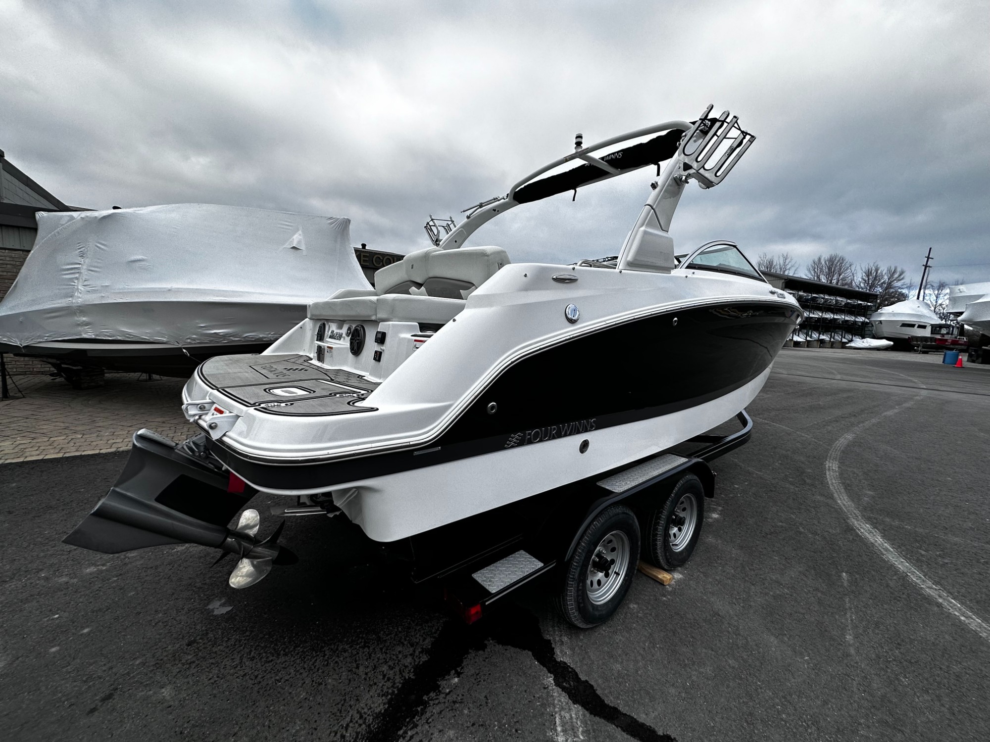 2020 Four Winns HD220 SURF SERIES Used Surf Boat for Sale in Orillia