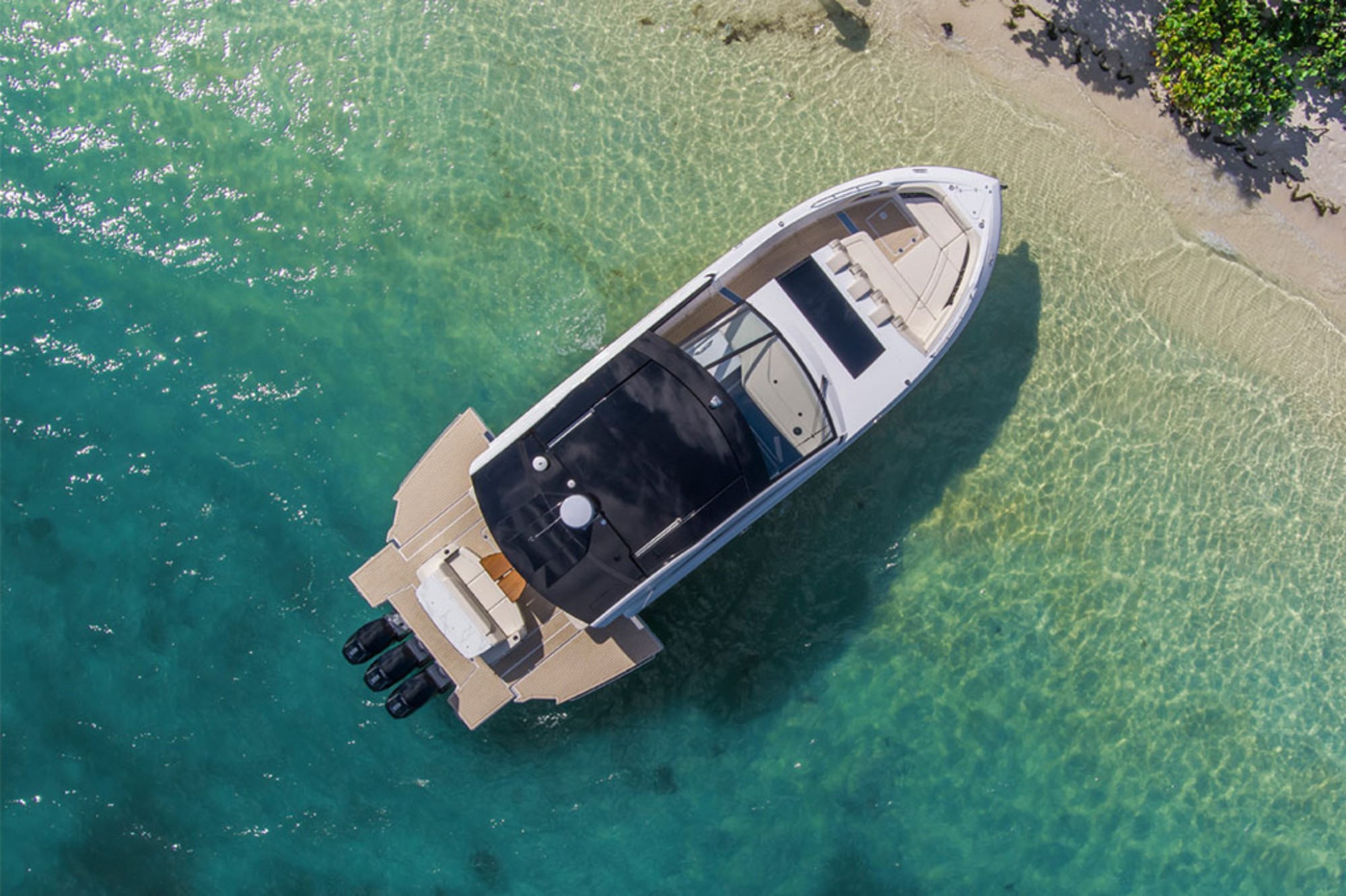 2026 Cruisers Yachts 50 GLS New Bowrider Boat For Sale In Orillia 8 Dual Beach Doors .13.2.2023 8.896 